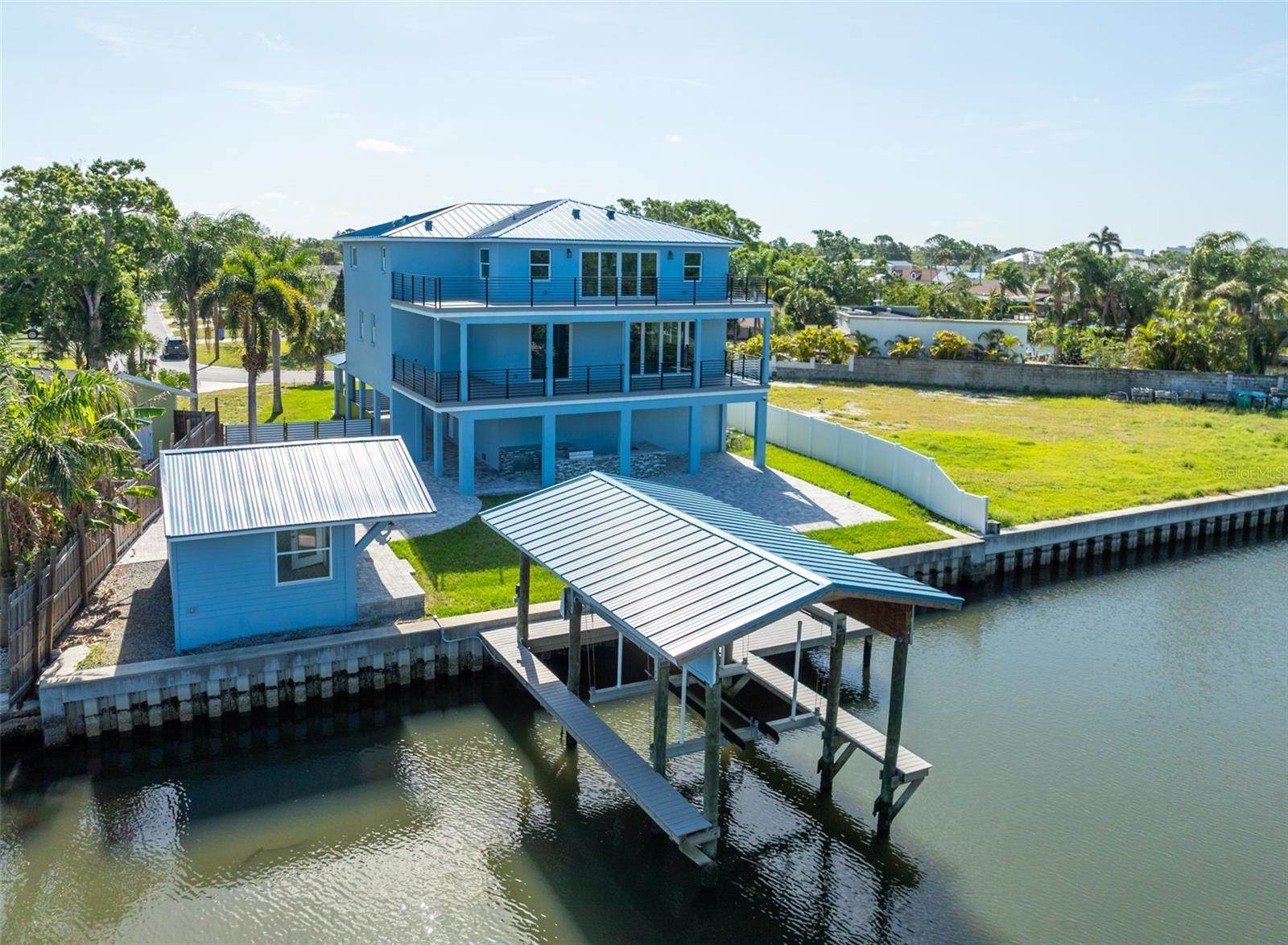 8717 Driftwood Drive, Tampa, FL 33615