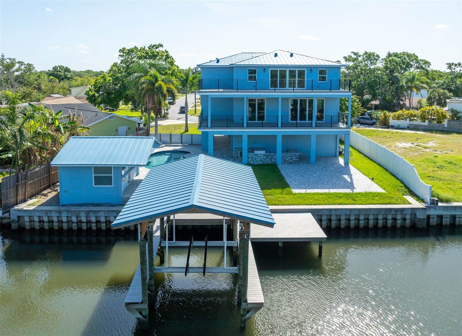 8717 Driftwood Drive, Tampa, FL 33615