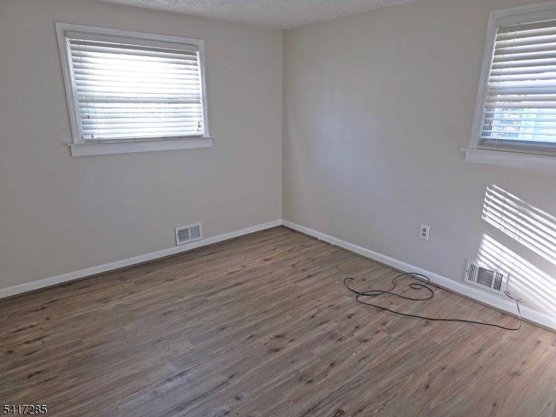 73 Winchester Rd, Livingston Township, NJ 07039