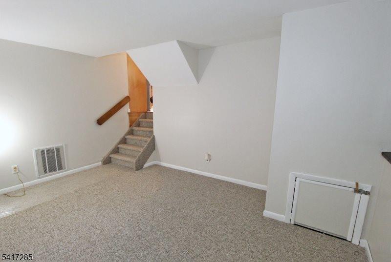 73 Winchester Rd, Livingston Township, NJ 07039