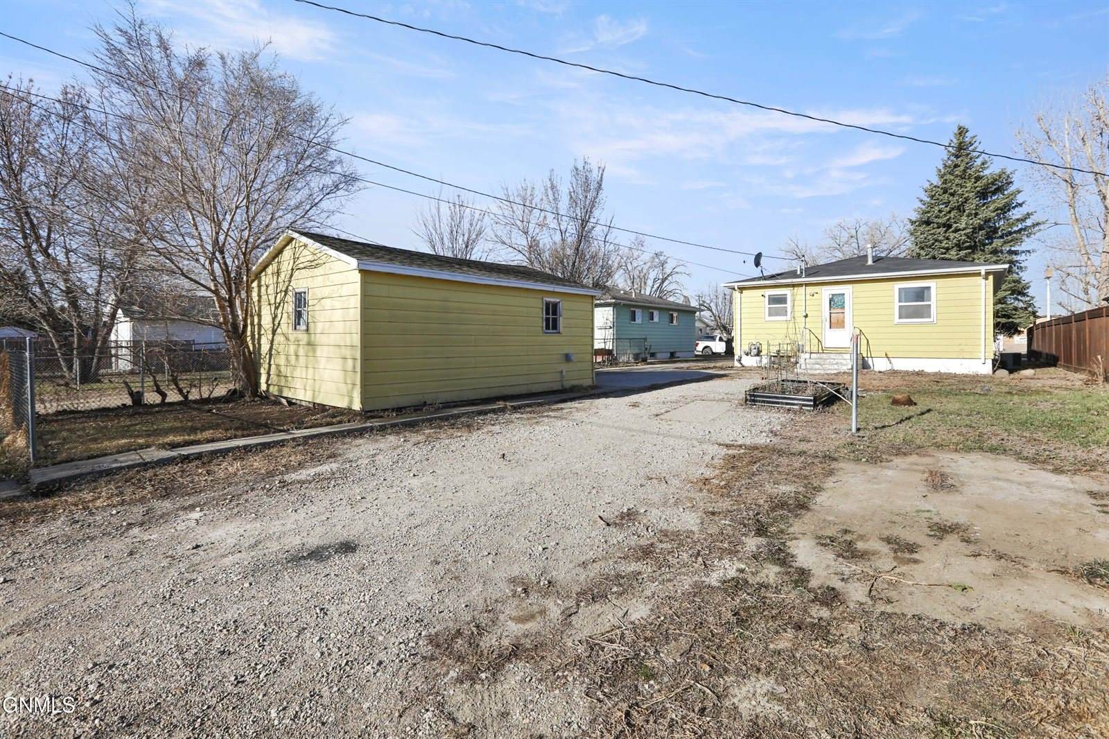 1716 1st Avenue West, Williston, ND 58801