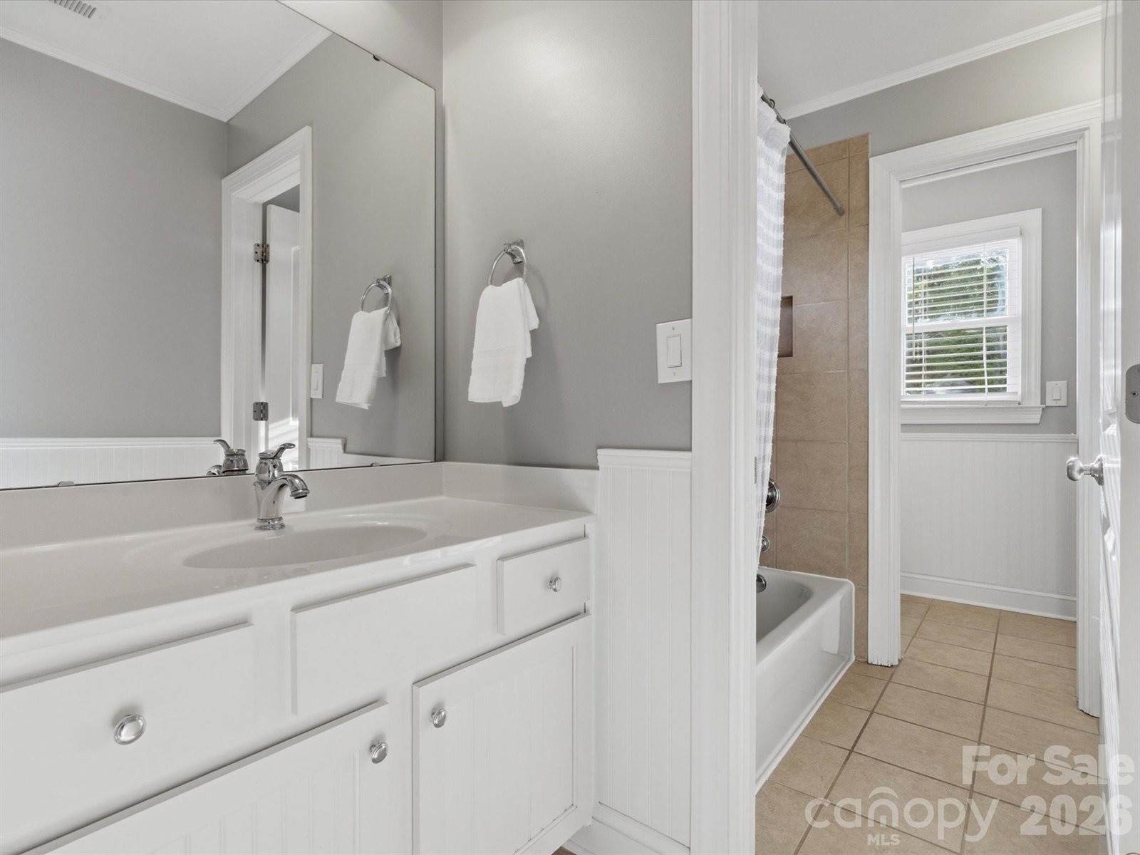 1007 Ainsdale Drive, Matthews, NC 28104