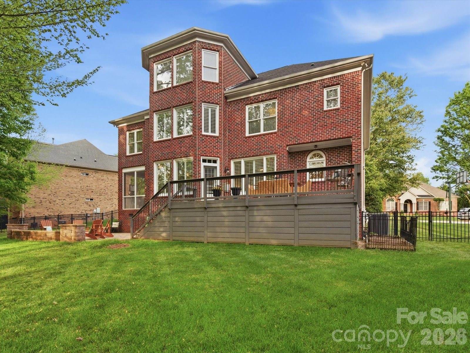 1007 Ainsdale Drive, Matthews, NC 28104