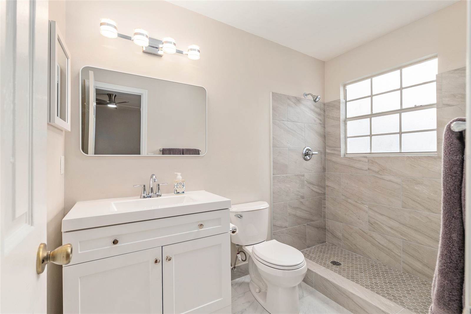 9755 SW 52ND Road, Gainesville, FL 32608