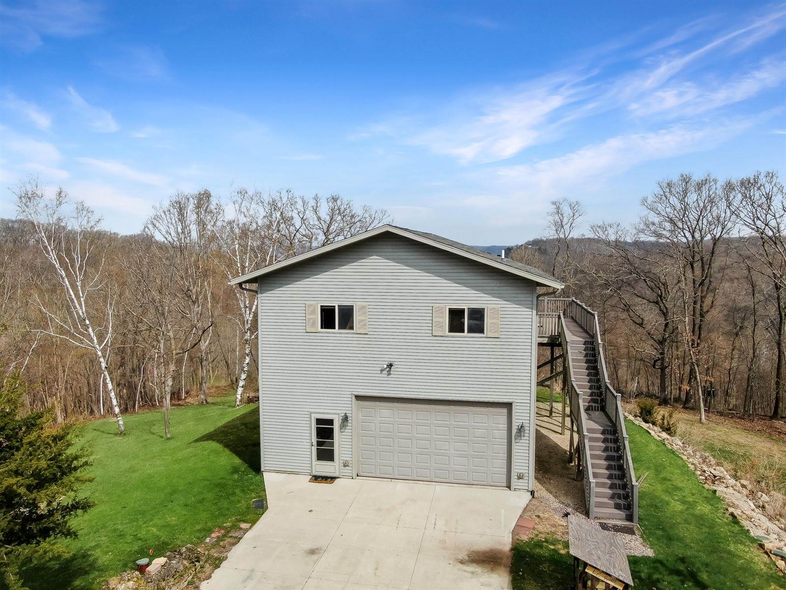 20507 Sunset View Dr, Seneca, WI 54626