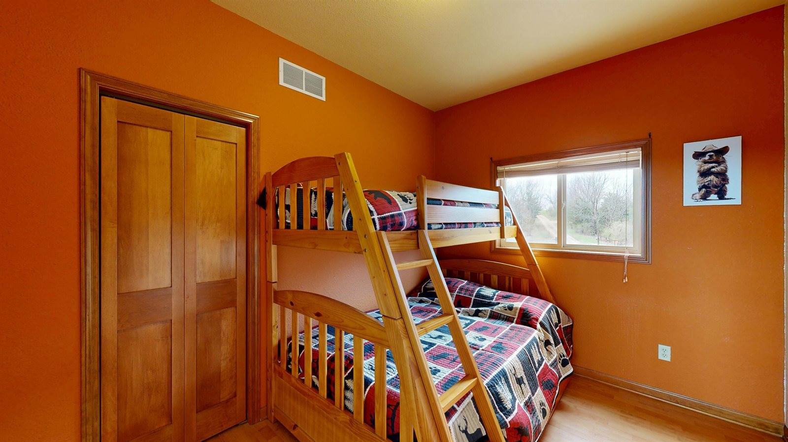 20507 Sunset View Dr, Seneca, WI 54626
