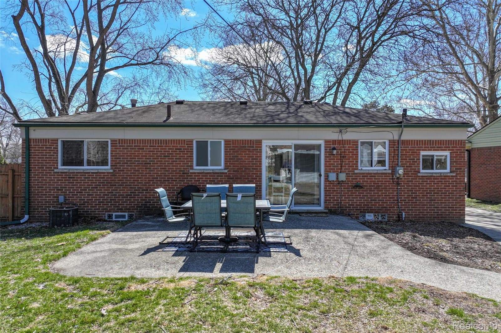 30110 Fink Avenue, FarmingtonHillsCity_Oakland, MI 48336