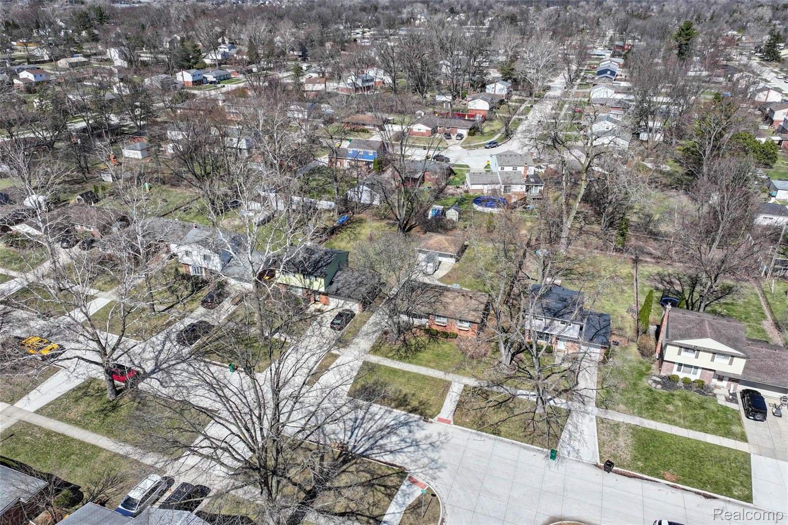 30110 Fink Avenue, FarmingtonHillsCity_Oakland, MI 48336