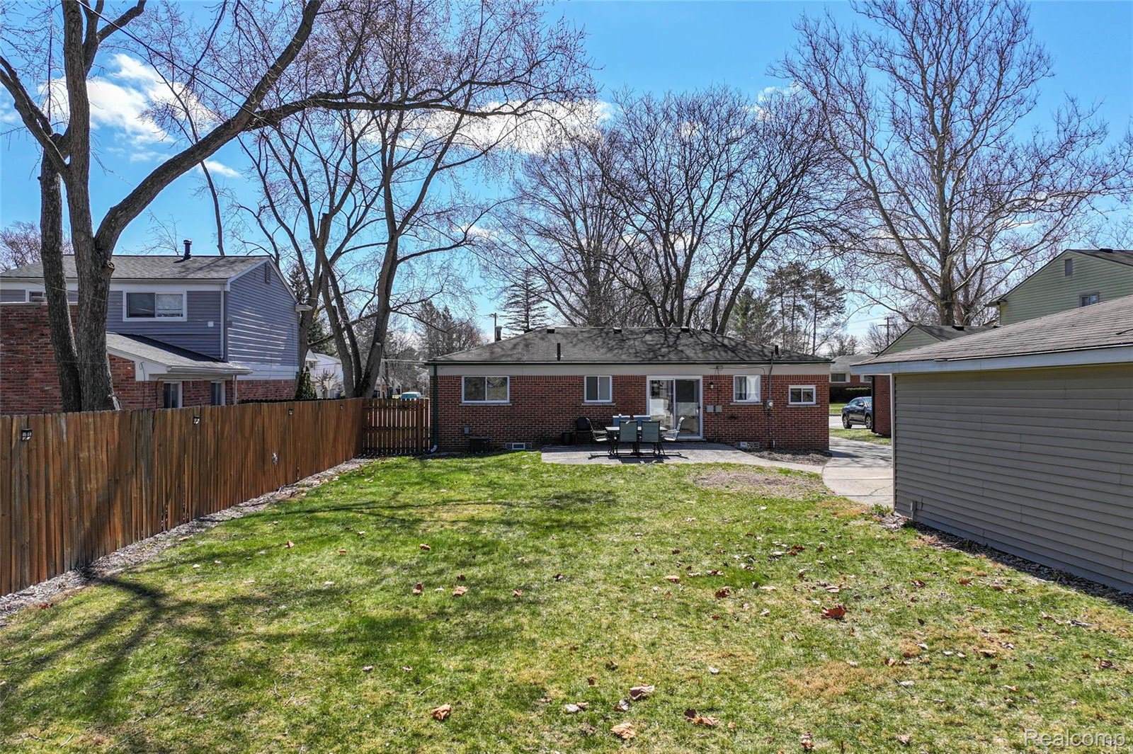 30110 Fink Avenue, FarmingtonHillsCity_Oakland, MI 48336