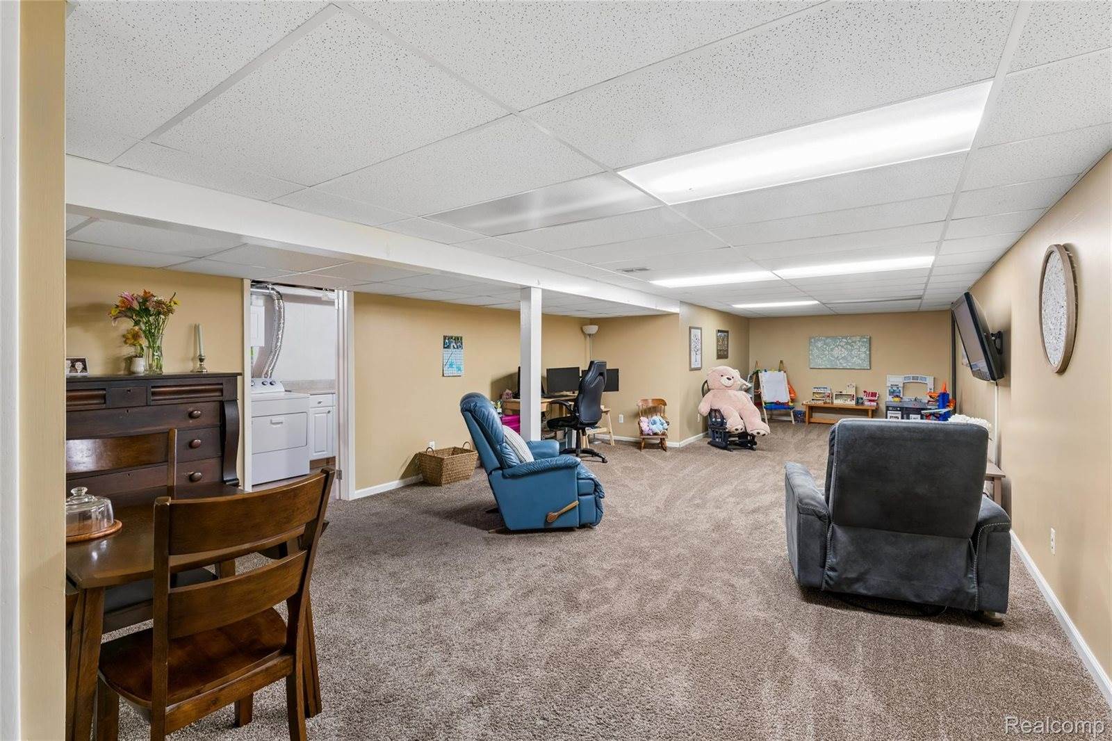30110 Fink Avenue, FarmingtonHillsCity_Oakland, MI 48336