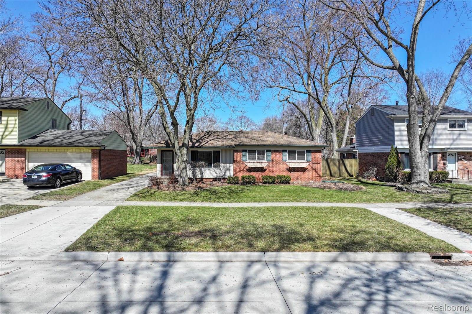 30110 Fink Avenue, FarmingtonHillsCity_Oakland, MI 48336