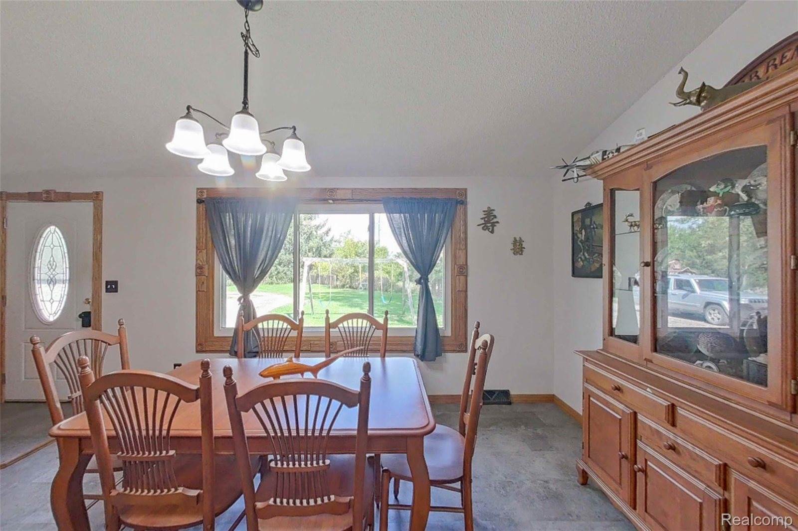 5920 Campbell Corners Drive, OceolaTownship_Livingston, MI 48855