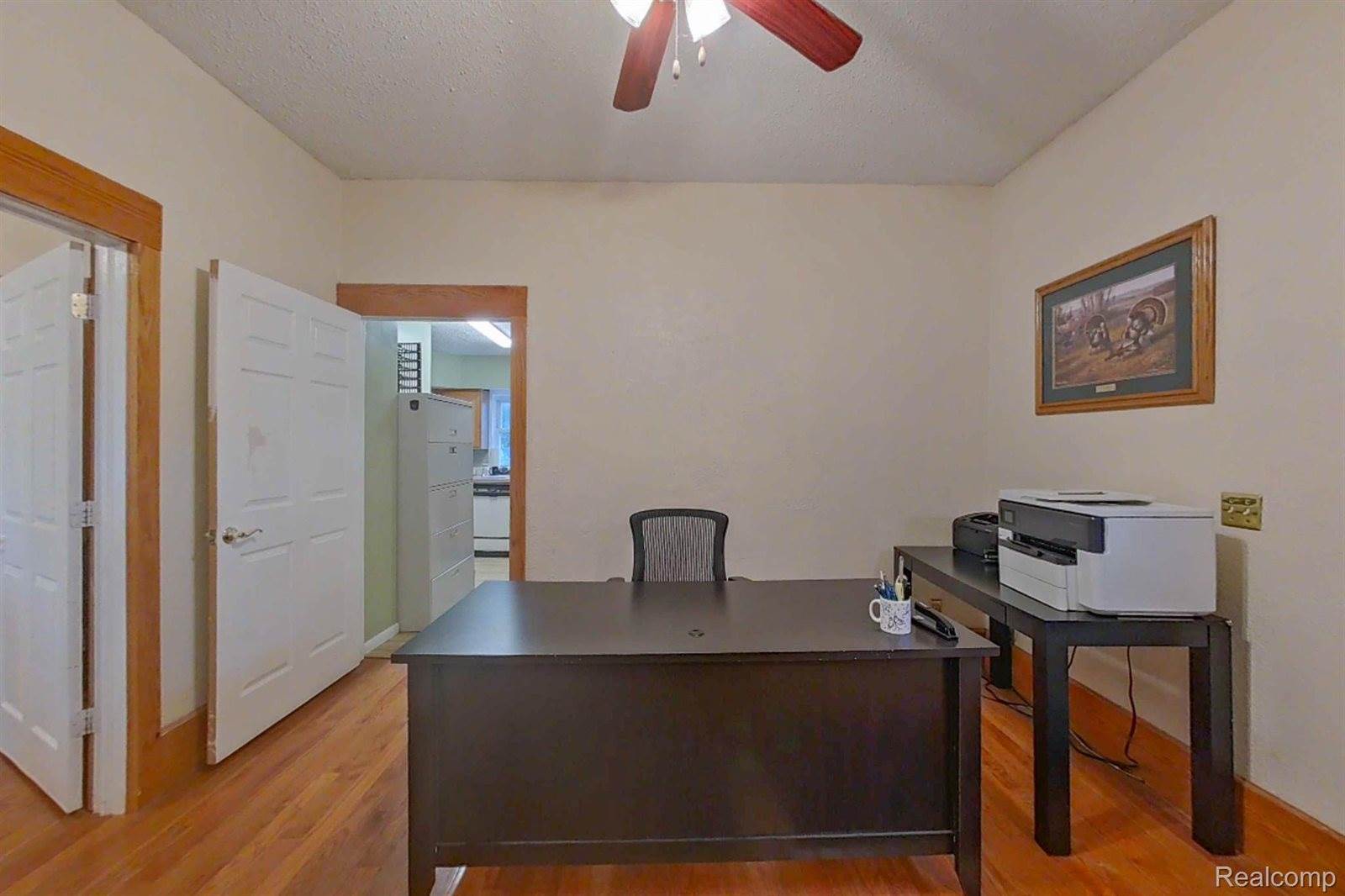 515 East Grand River Avenue, HowellCity_Livingston, MI 48843