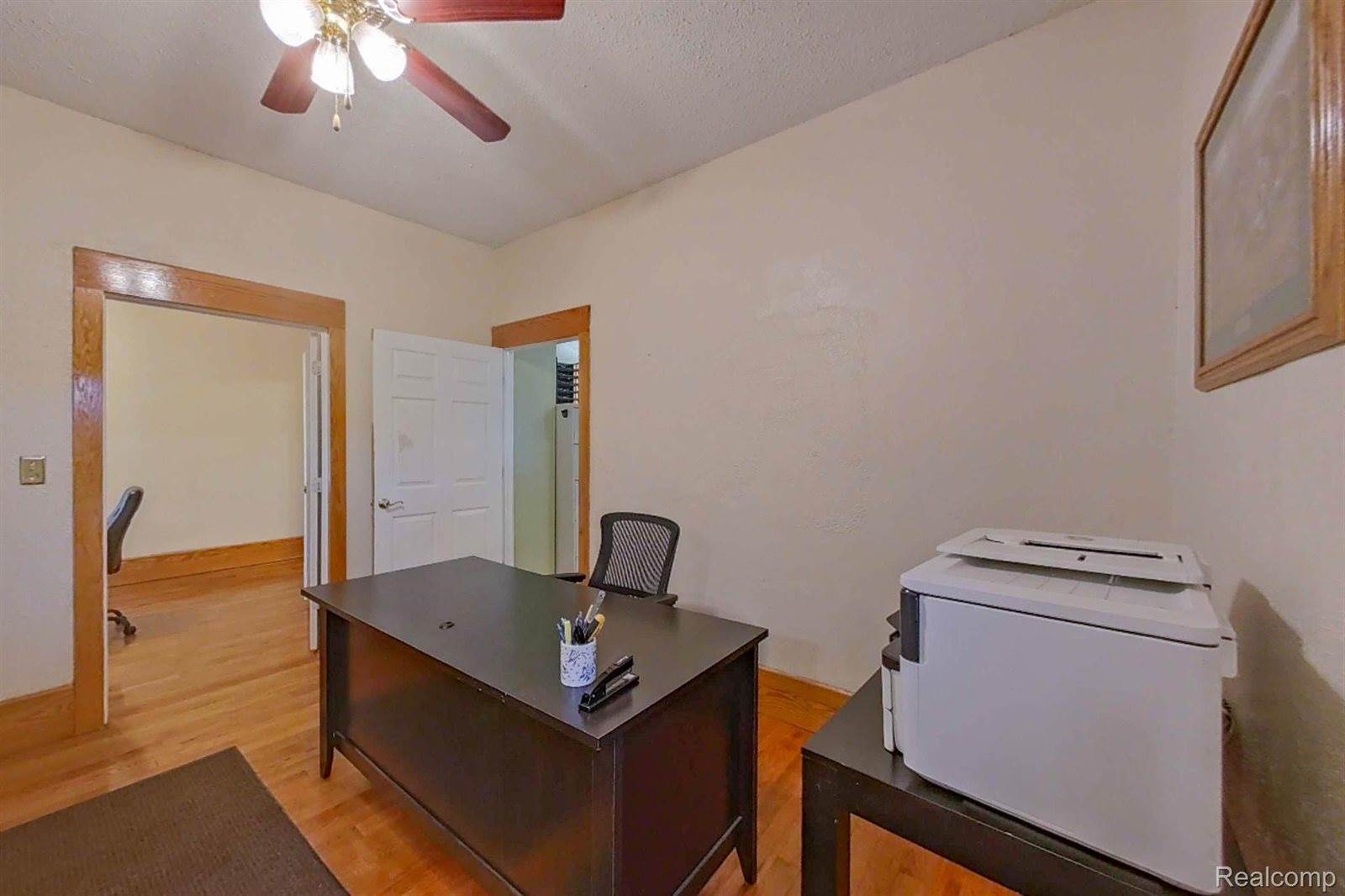 515 East Grand River Avenue, HowellCity_Livingston, MI 48843