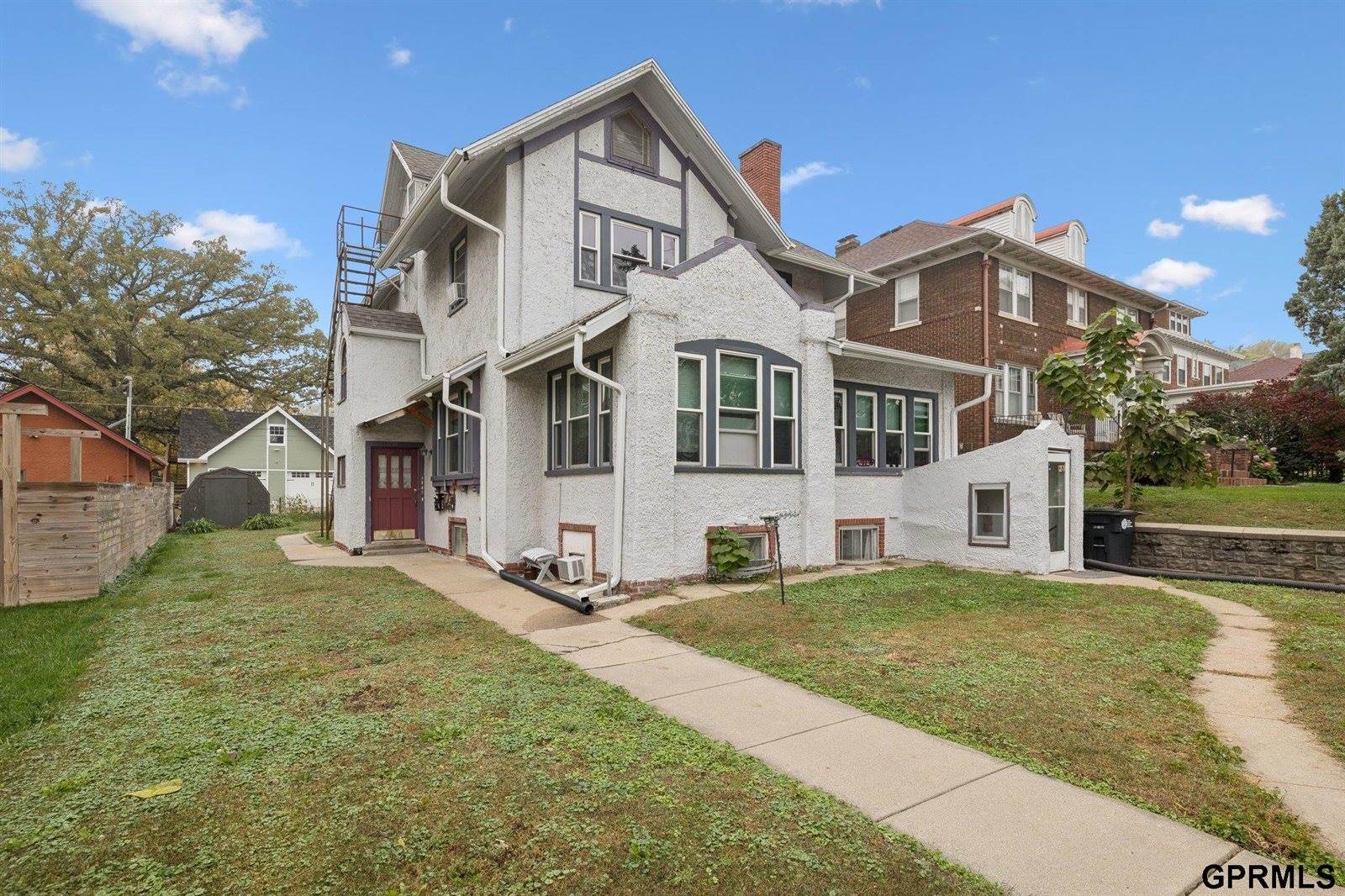 1738 South 32Nd Avenue, Omaha, NE 68105