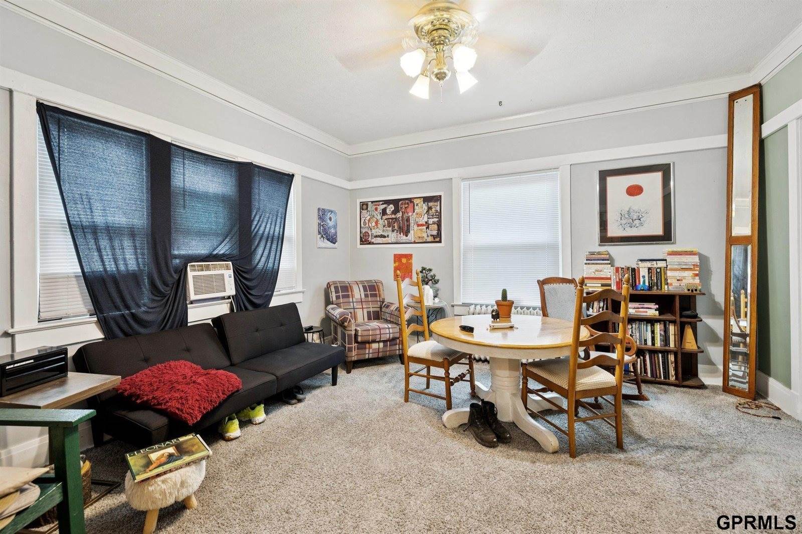 1738 South 32Nd Avenue, Omaha, NE 68105