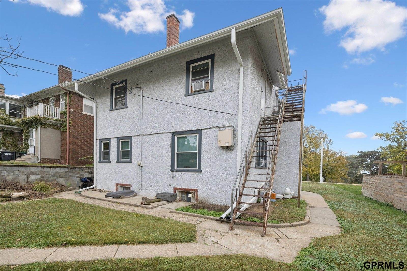 1738 South 32Nd Avenue, Omaha, NE 68105