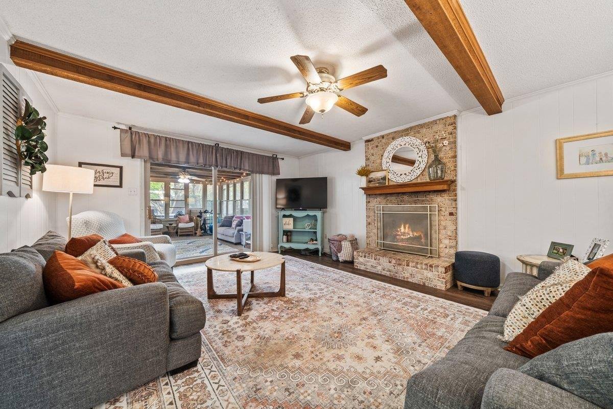 2135 Brierbrook Rd, Germantown, TN 38138