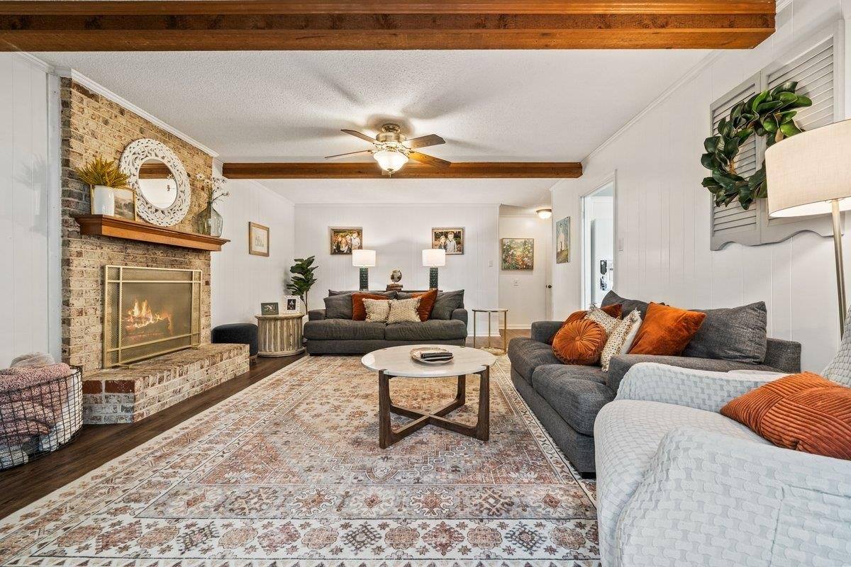 2135 Brierbrook Rd, Germantown, TN 38138
