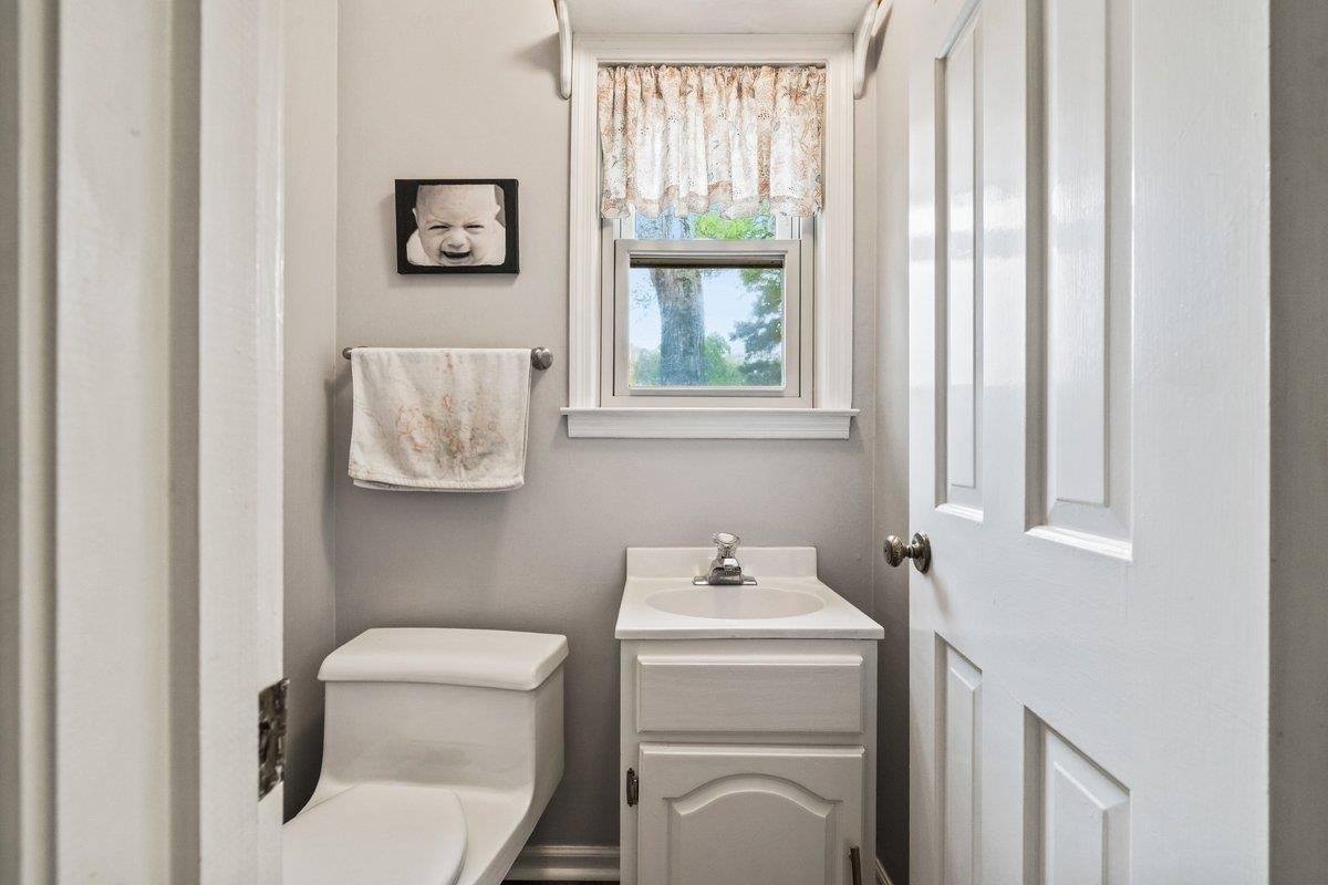2135 Brierbrook Rd, Germantown, TN 38138