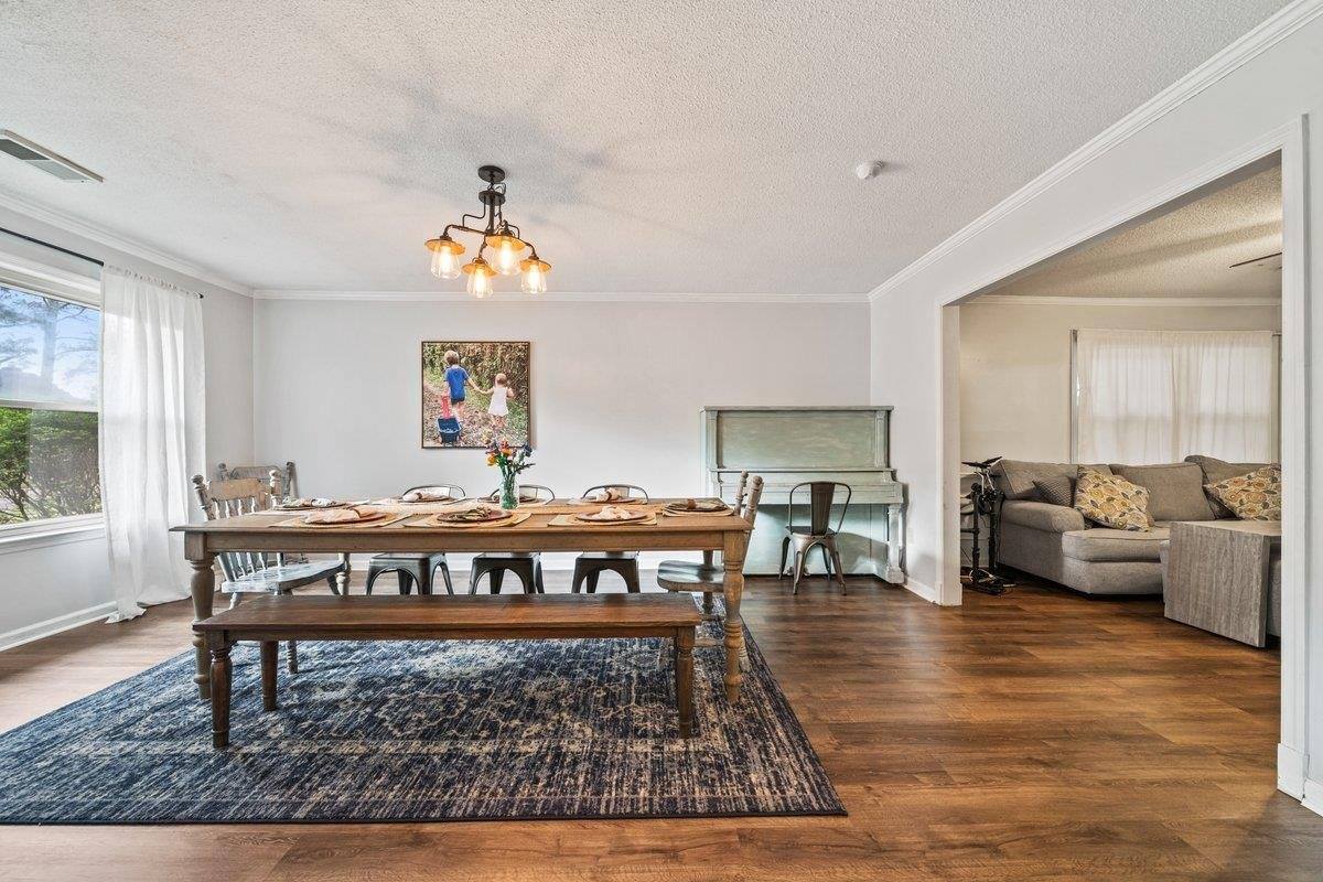 2135 Brierbrook Rd, Germantown, TN 38138