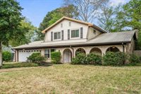 2135 Brierbrook Rd, Germantown, TN 38138