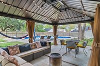 2135 Brierbrook Rd, Germantown, TN 38138