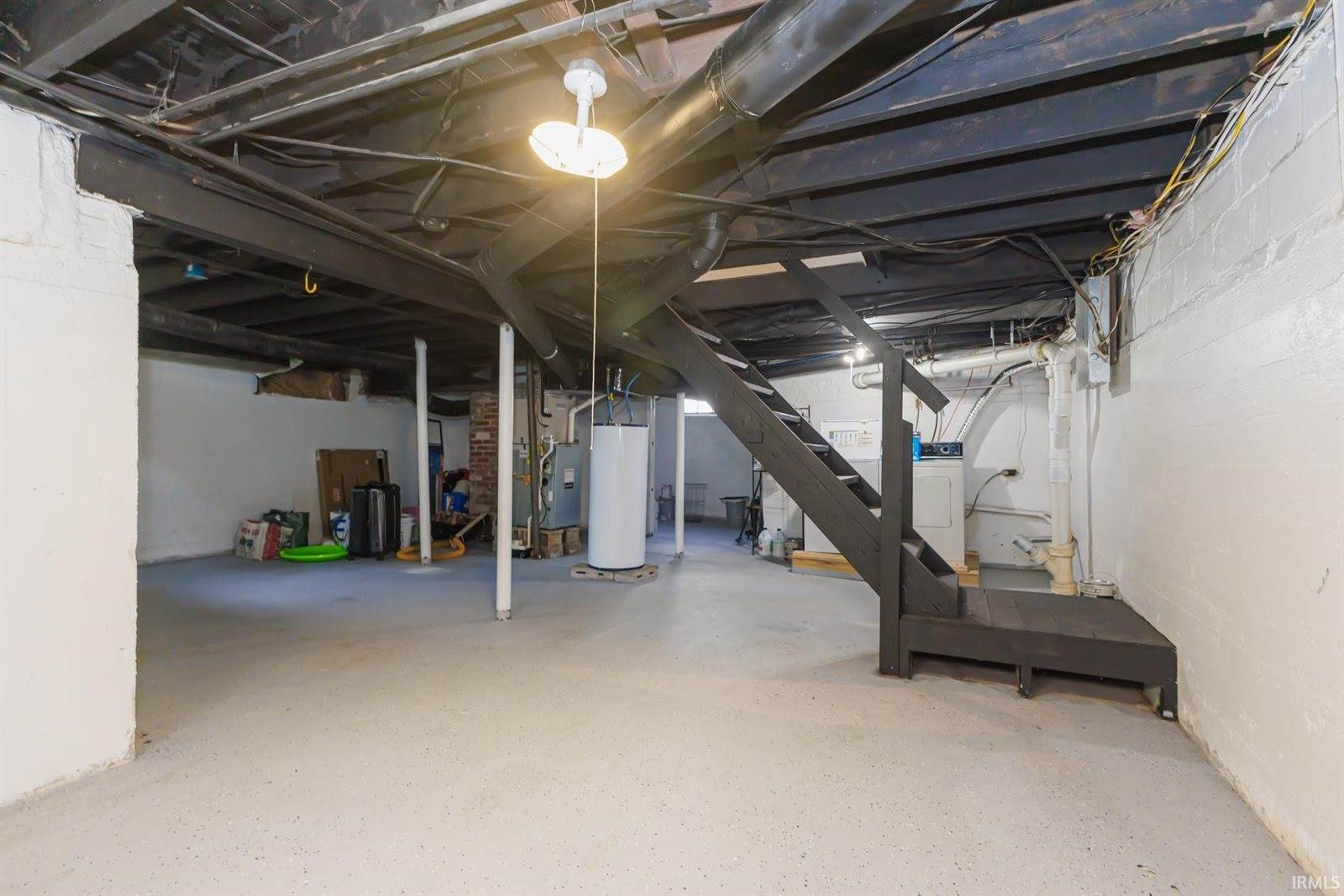 406 N Alameda Drive, Muncie, IN 47303