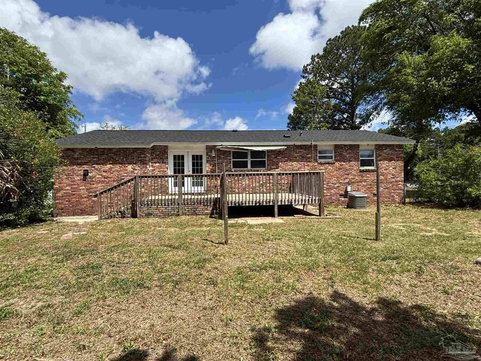 78 Hunter Ave, Pensacola, FL 32505