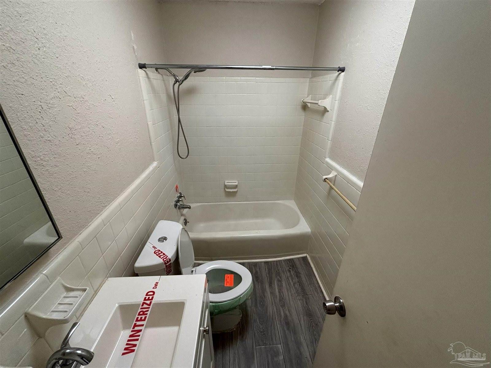 78 Hunter Ave, Pensacola, FL 32505