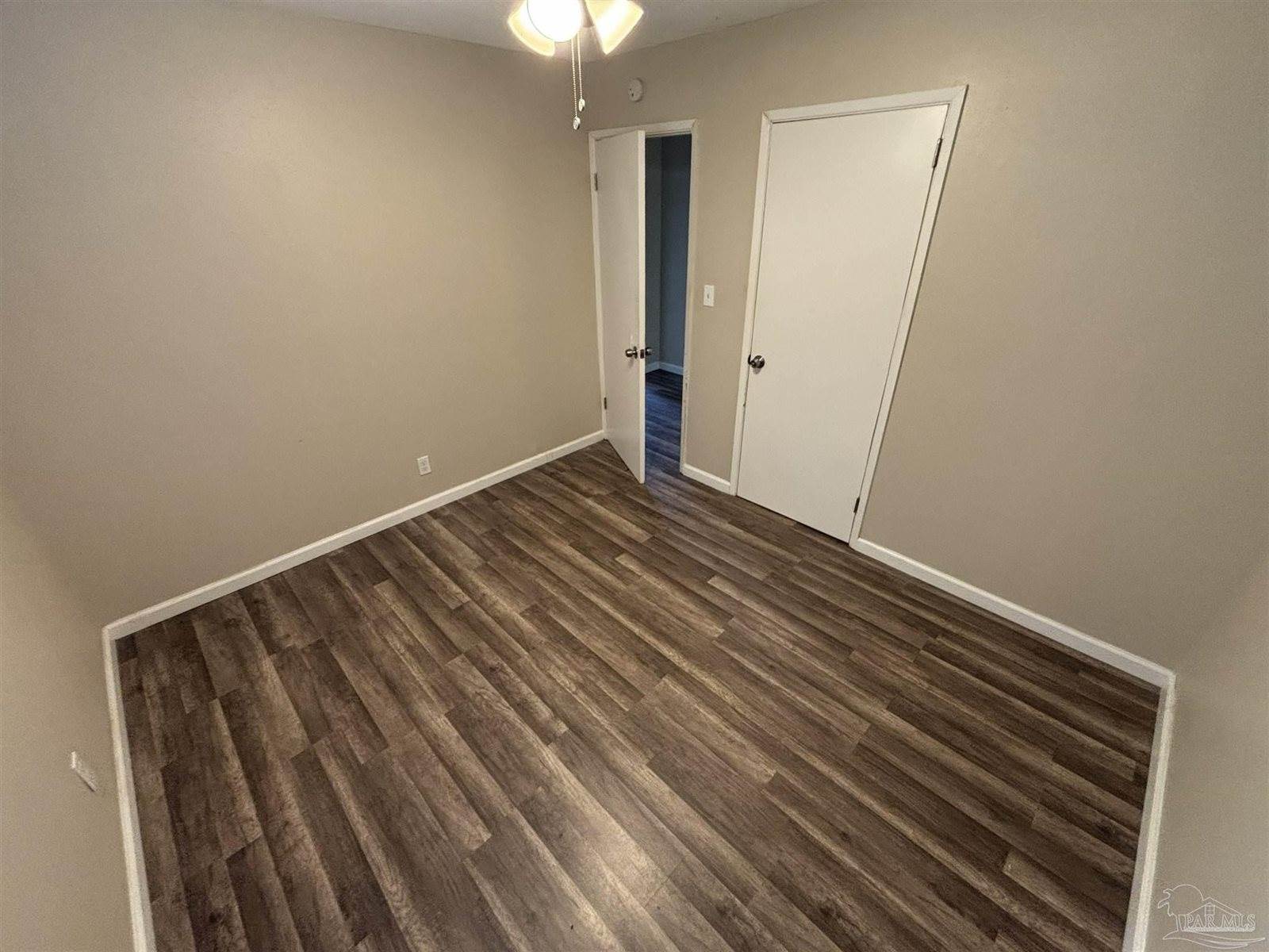 78 Hunter Ave, Pensacola, FL 32505