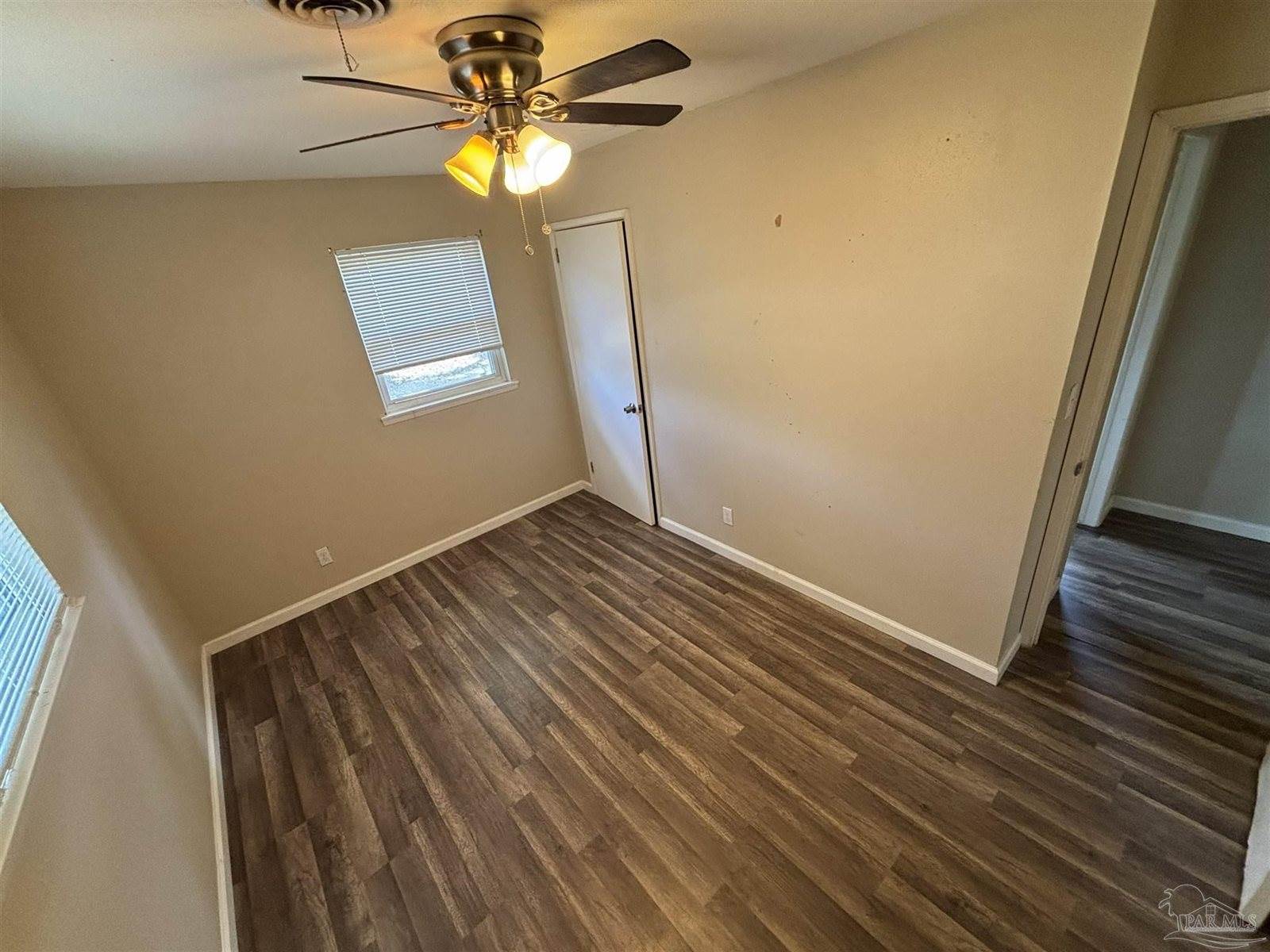 78 Hunter Ave, Pensacola, FL 32505