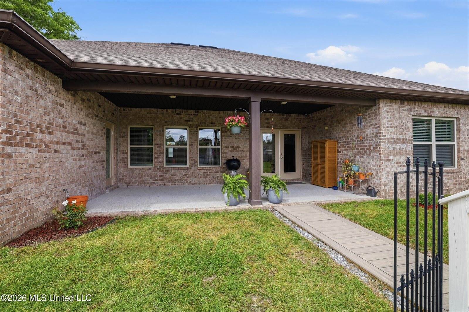 8724 Park Ridge Court, Biloxi, MS 39532