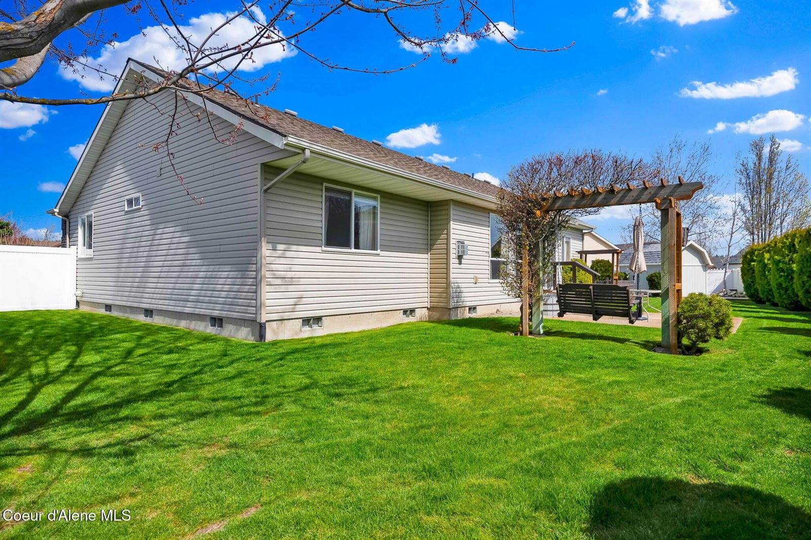 2840 West Mulberry Ct, Hayden, ID 83835