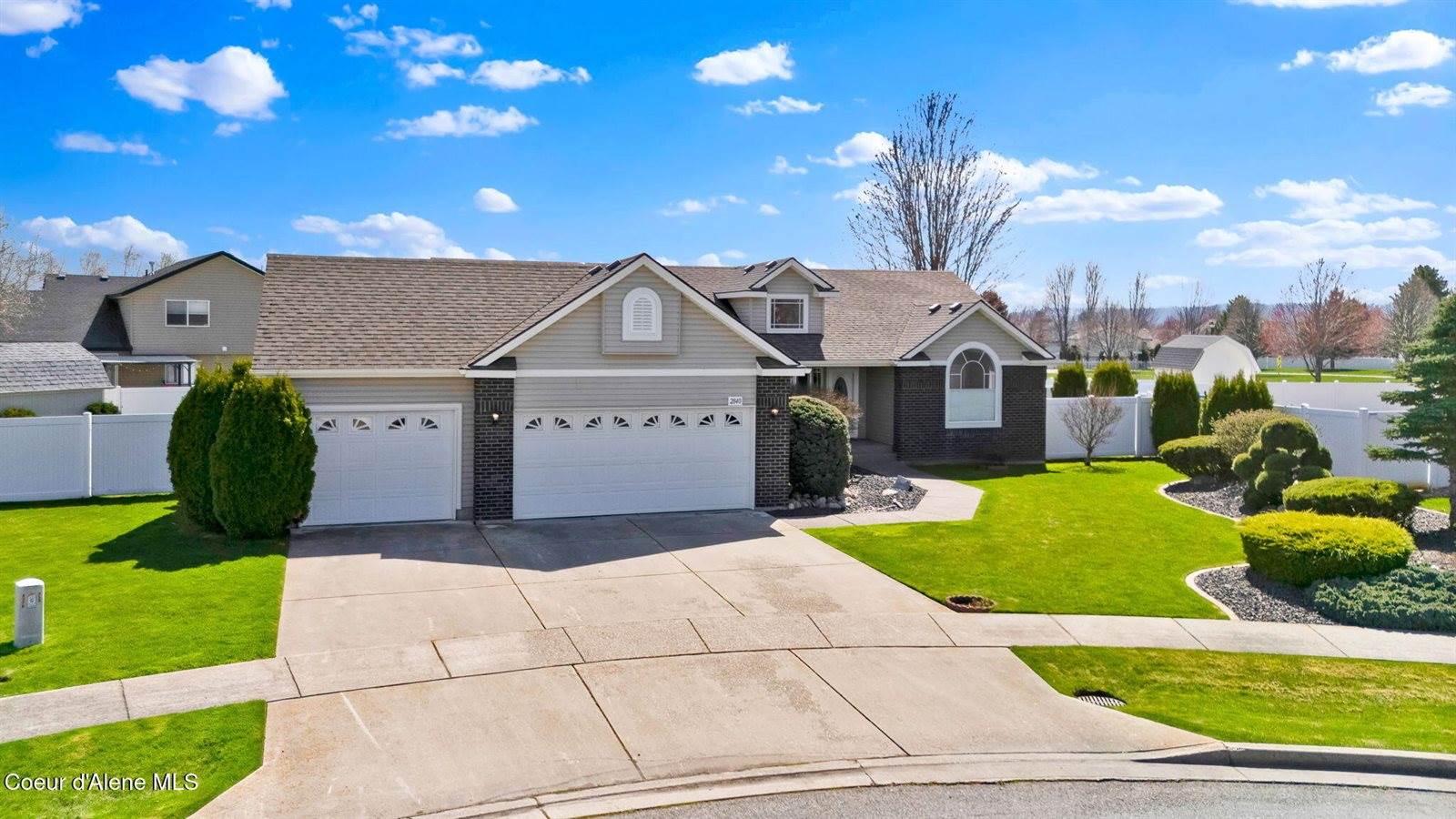 2840 West Mulberry Ct, Hayden, ID 83835