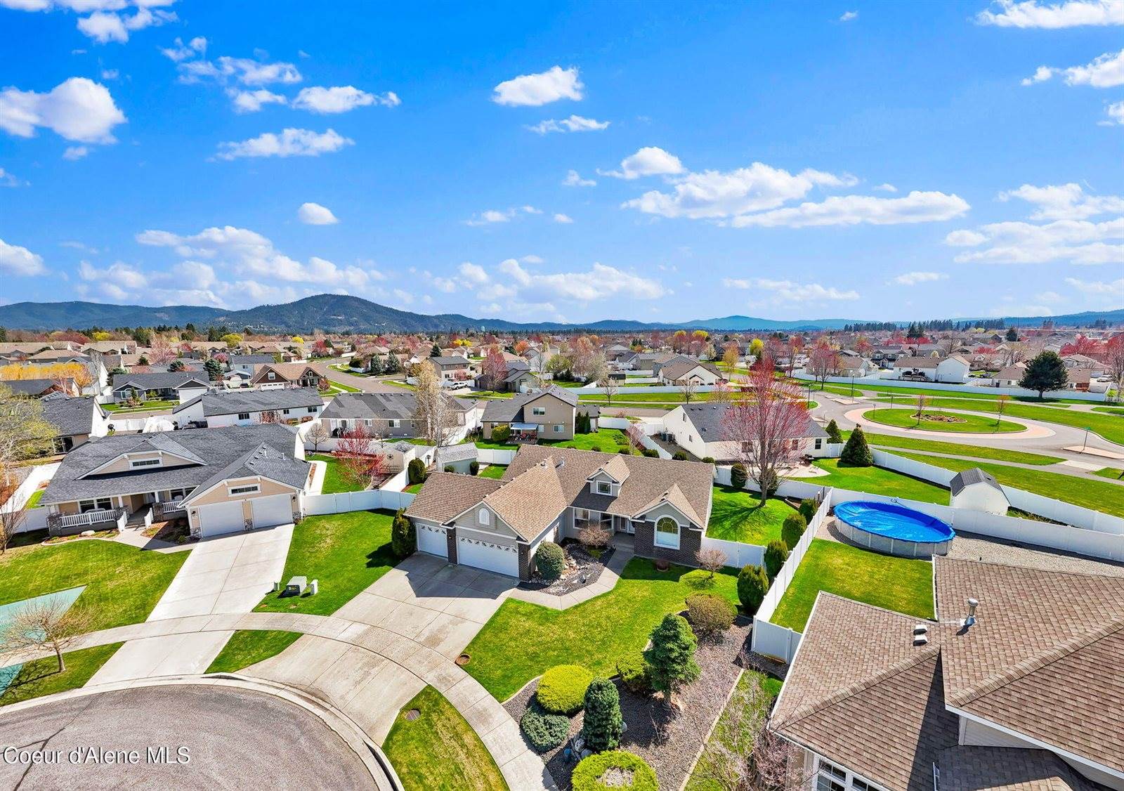 2840 West Mulberry Ct, Hayden, ID 83835