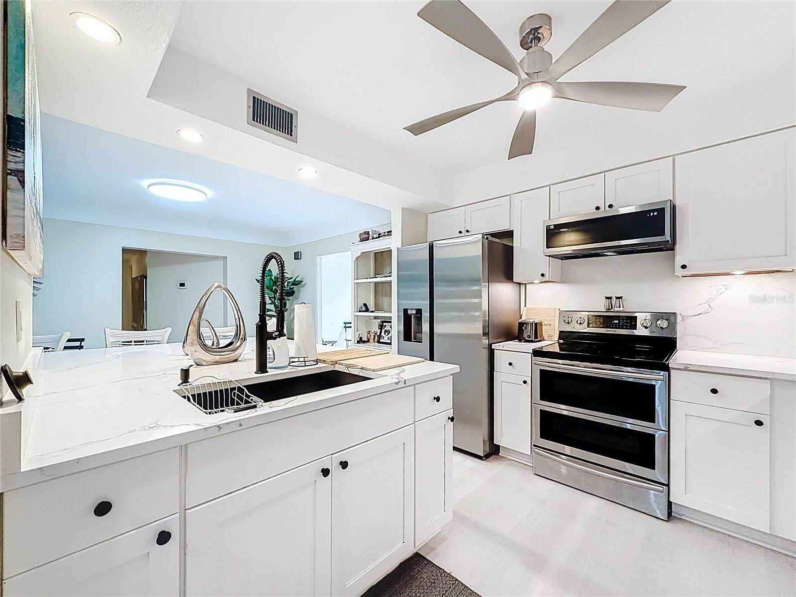 6170 7TH Avenue North, Saint Petersburg, FL 33710