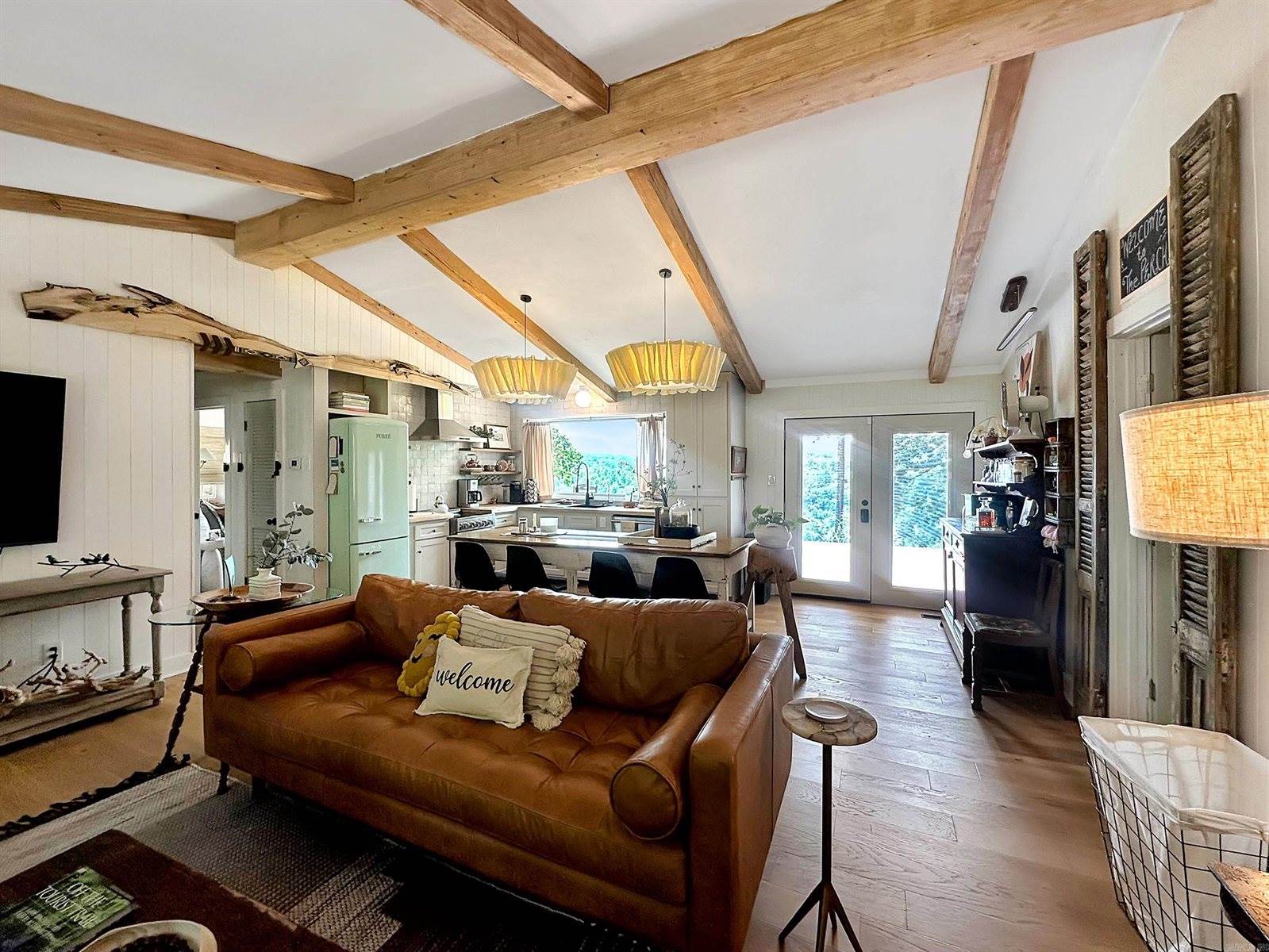 170 Lynn Creek Dr, Fairfield Bay, AR 72088