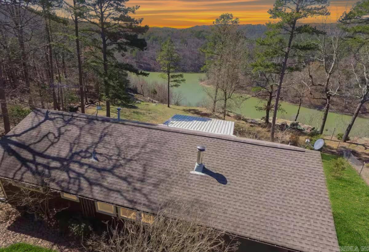 170 Lynn Creek Dr, Fairfield Bay, AR 72088