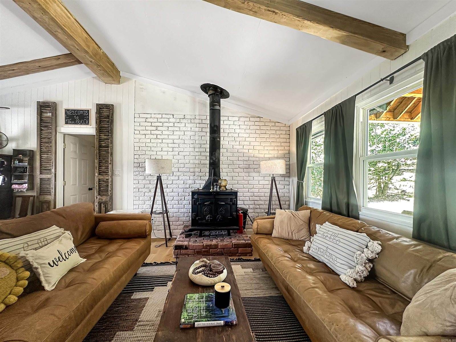 170 Lynn Creek Dr, Fairfield Bay, AR 72088