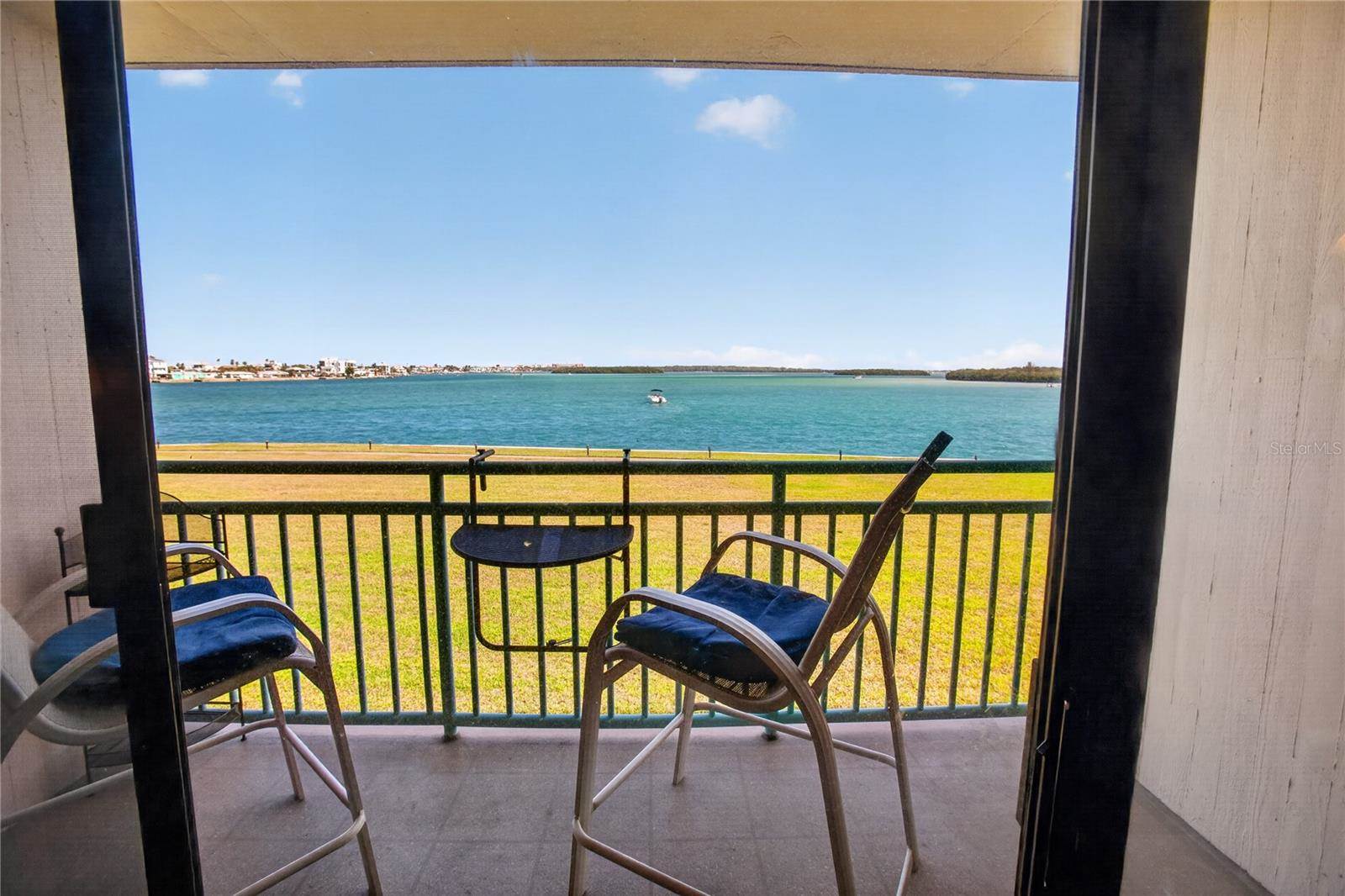 1 Key Capri, #103E, Treasure Island, FL 33706