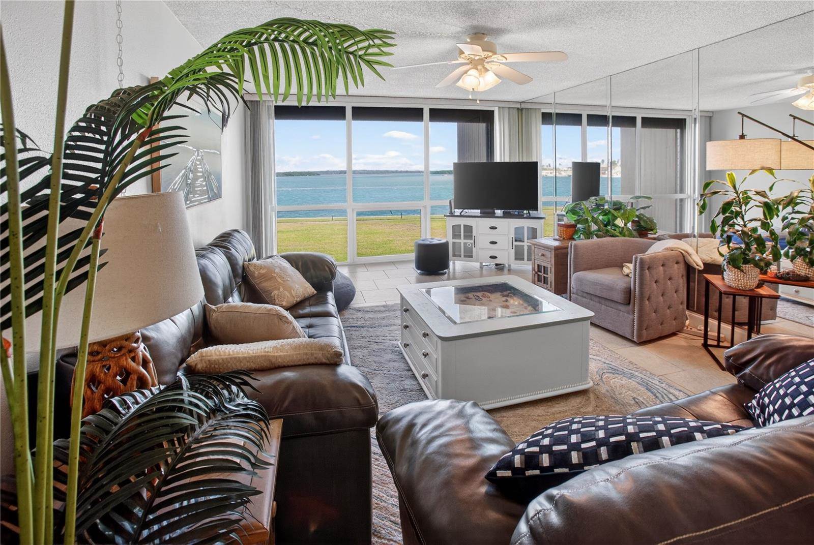 1 Key Capri, #103E, Treasure Island, FL 33706