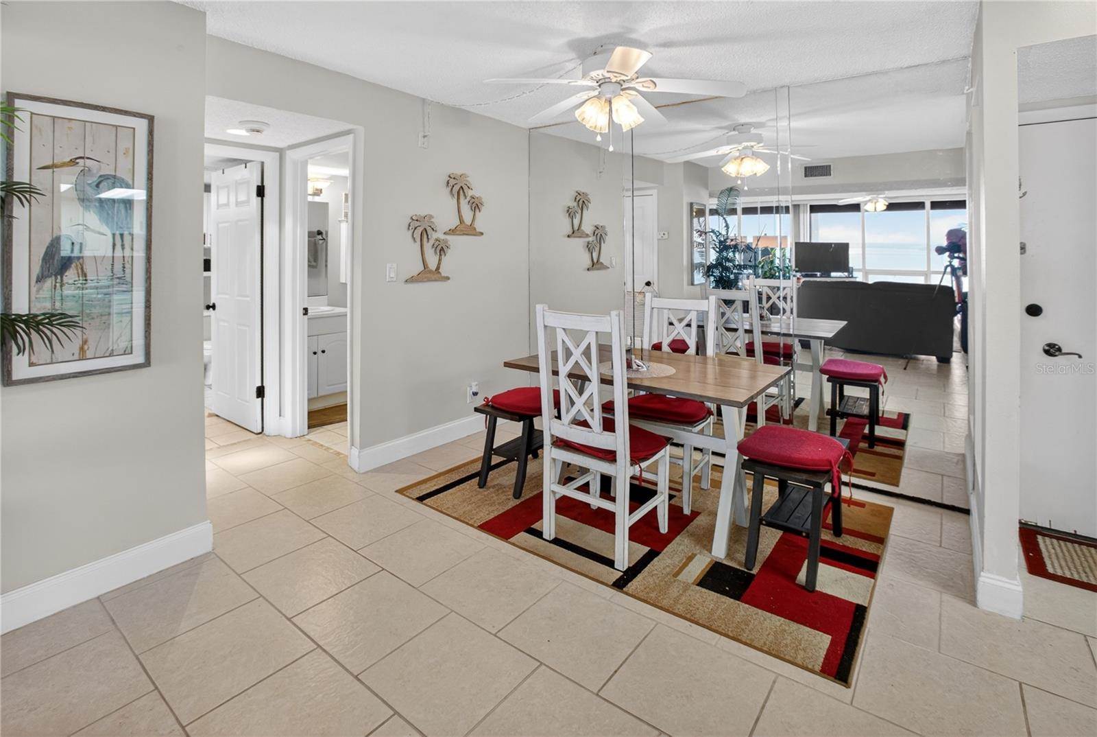 1 Key Capri, #103E, Treasure Island, FL 33706