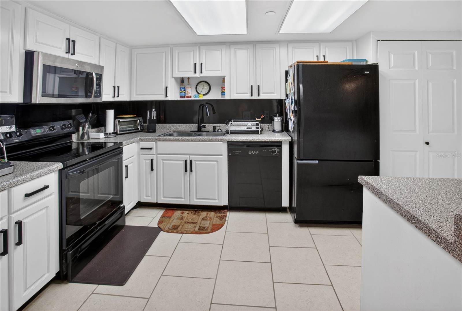 1 Key Capri, #103E, Treasure Island, FL 33706