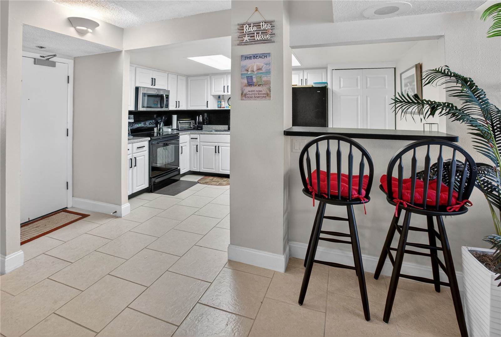 1 Key Capri, #103E, Treasure Island, FL 33706