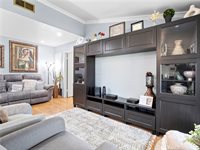 26835 Avenue Of The Oaks, Newhall, CA 91321