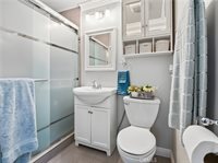 26835 Avenue Of The Oaks, Newhall, CA 91321