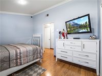 26835 Avenue Of The Oaks, Newhall, CA 91321
