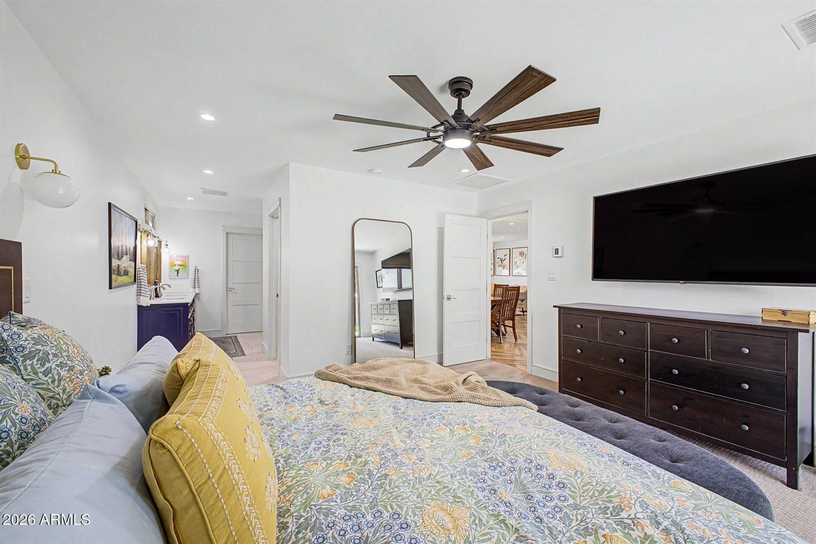 10845 North 34TH Street, Phoenix, AZ 85028