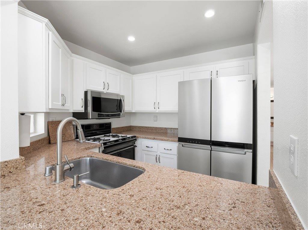 23735 Del Monte, #170, Valencia, CA 91355